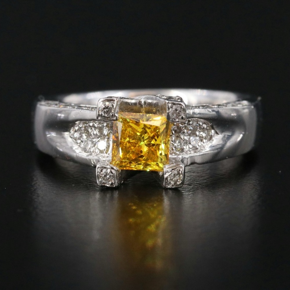 Platinum 1.43 CTW NATURAL Diamond With Yellow Center